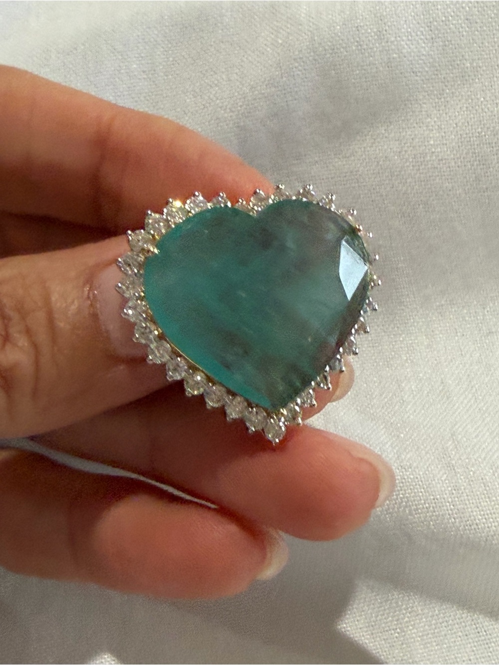 Certified 14K YG 20.01ct Natural Emerald Heart Pendant 1.56ct Diamond Halo